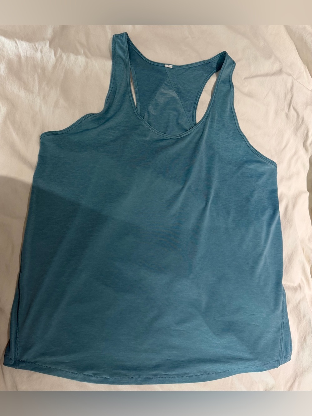 Lululemon: Women’s Sleeveless Top (ptp approx 18.5in)